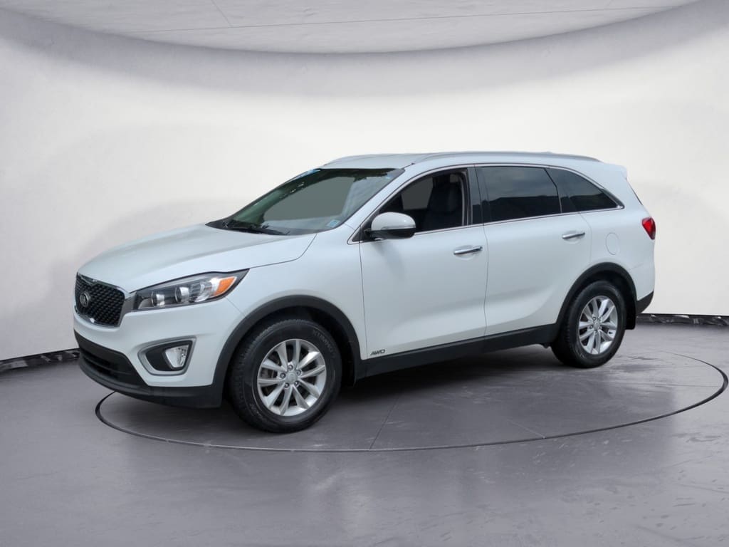 2017 Kia Sorento - LX Turbo AWD + Remote Start + Winter Tires