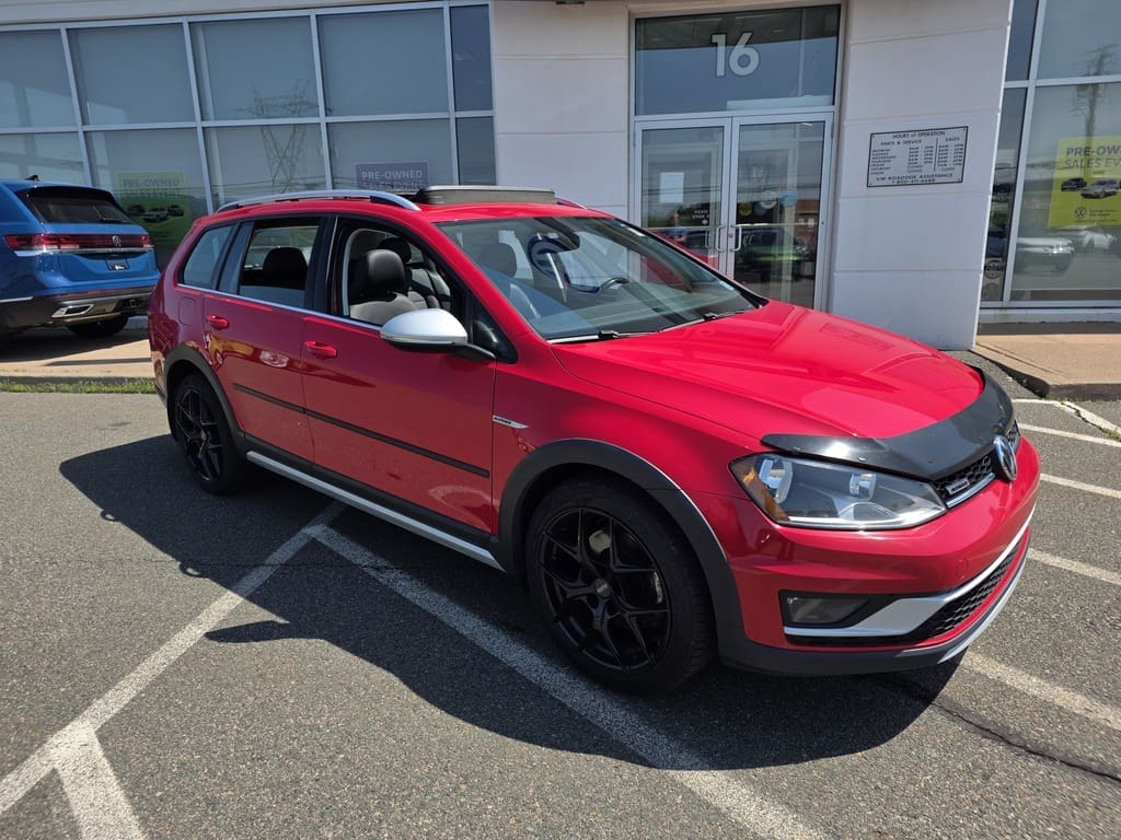 2017 Volkswagen Golf Alltrack - BASE