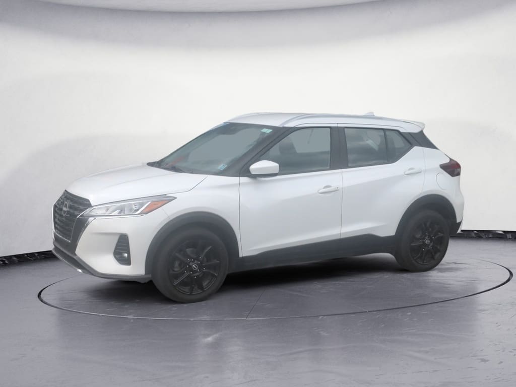 2022 Nissan Kicks - SV PREM
