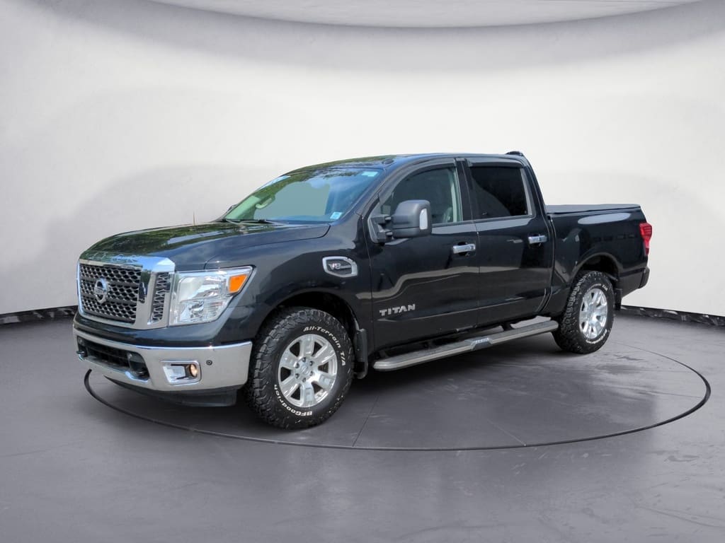 2017 Nissan Titan - SV Crew Cab 4x4 -Fresh Trade